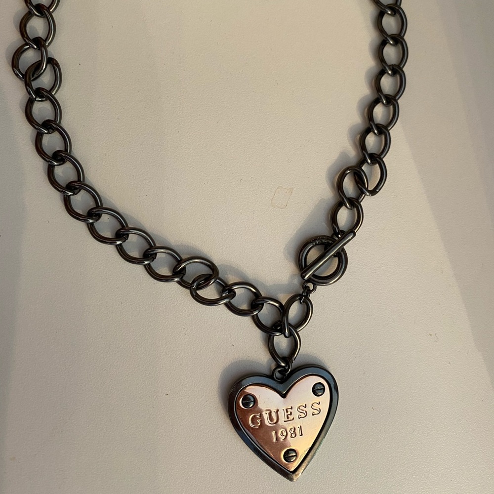 Guess necklace